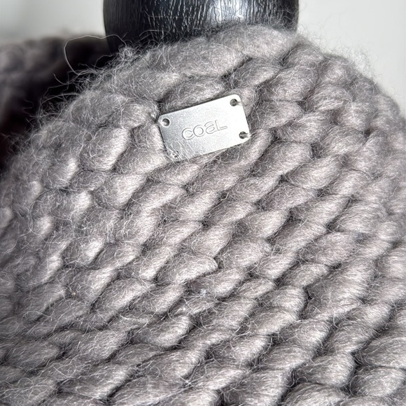 Coal Chunky Knit Gray Infinity Scarf - Picture 2 of 3